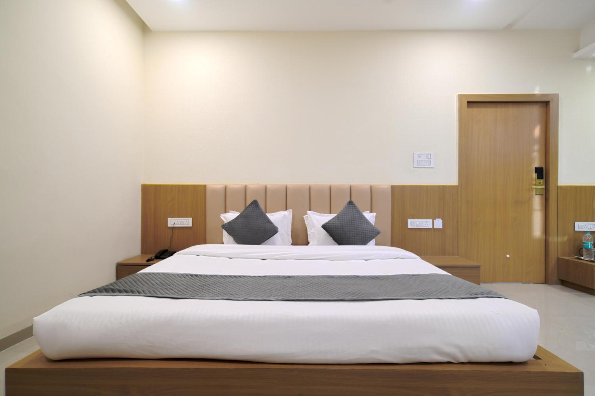 Hotel Shivlok Ujjain Chambre photo