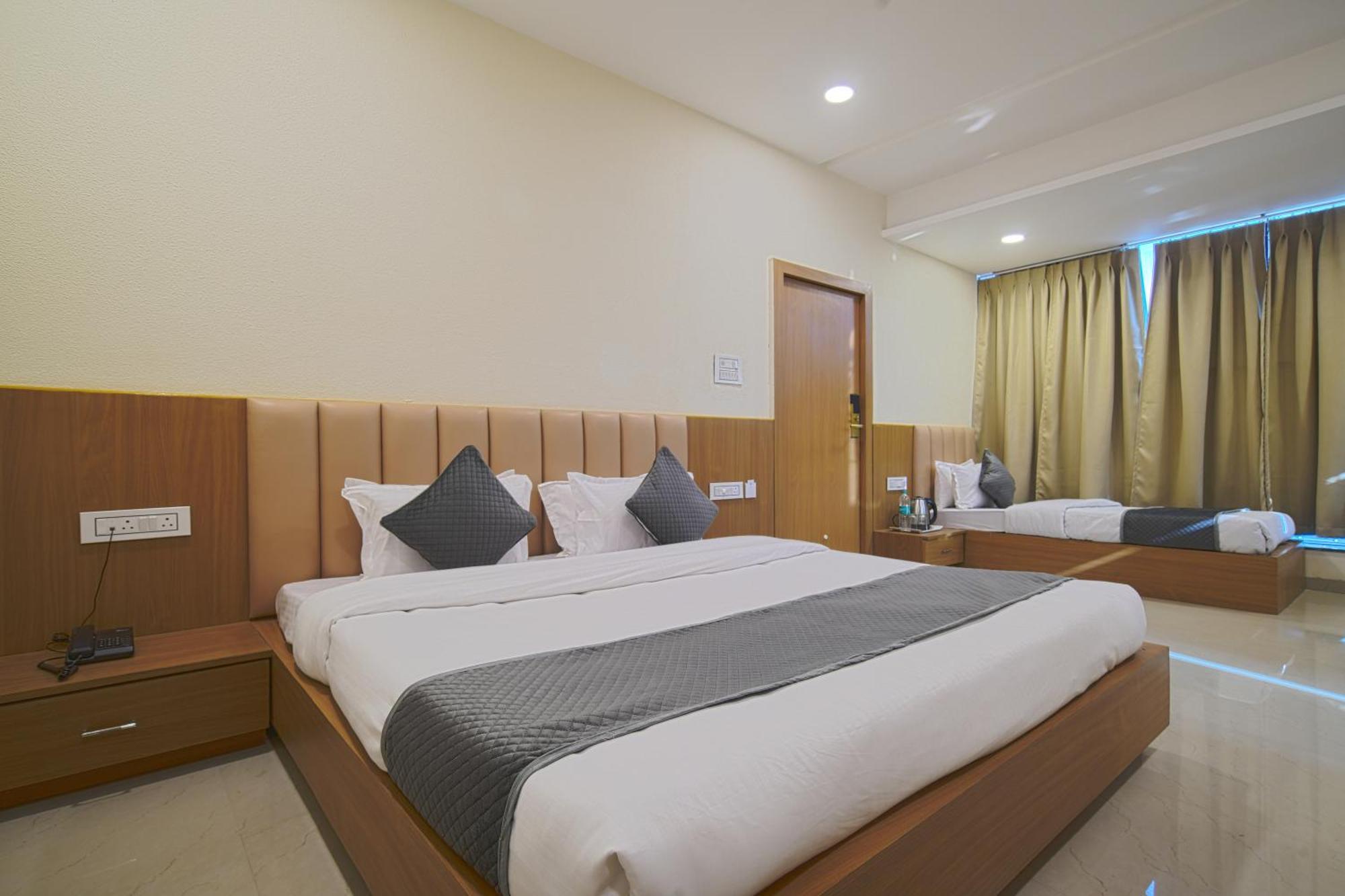 Hotel Shivlok Ujjain Chambre photo