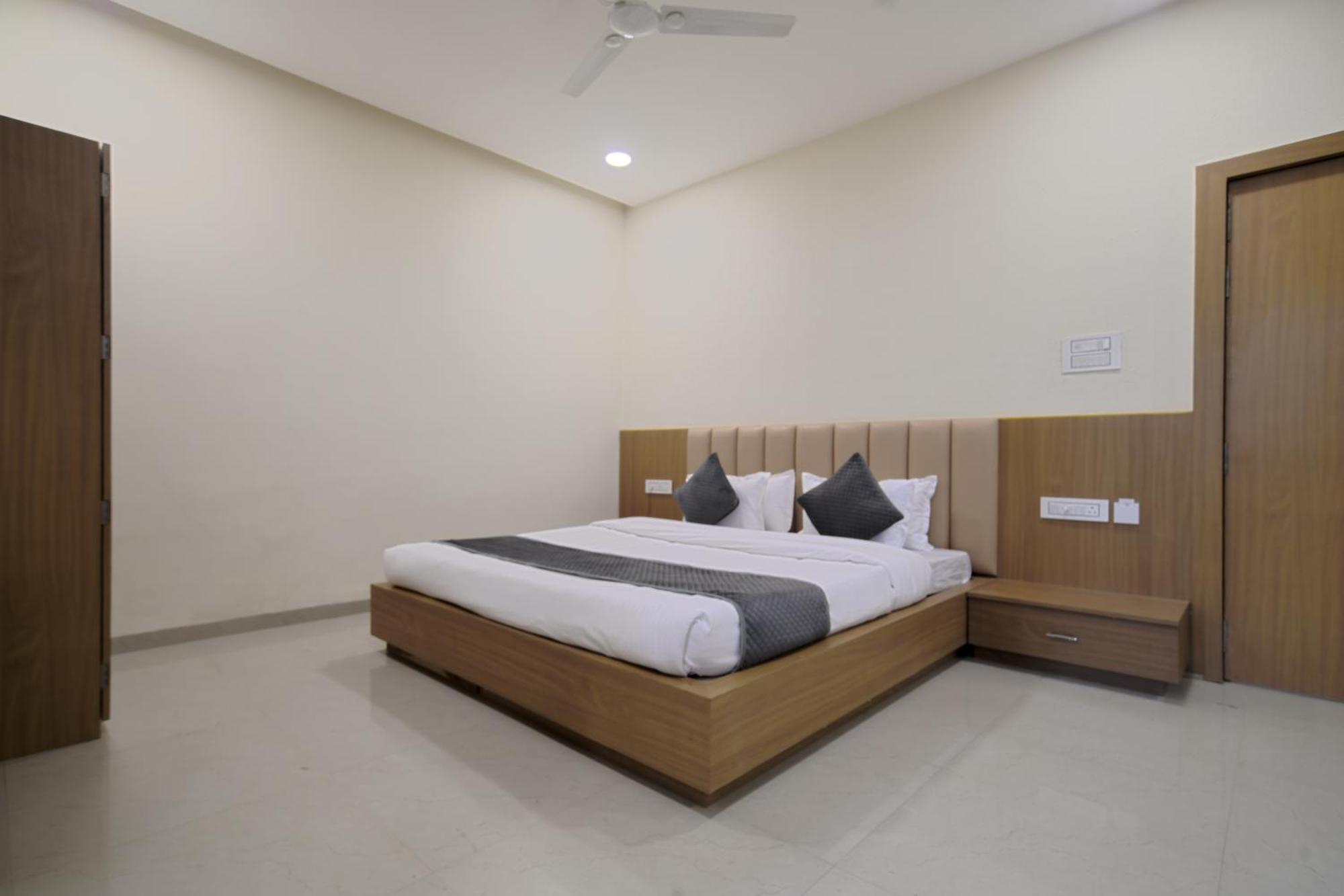Hotel Shivlok Ujjain Chambre photo