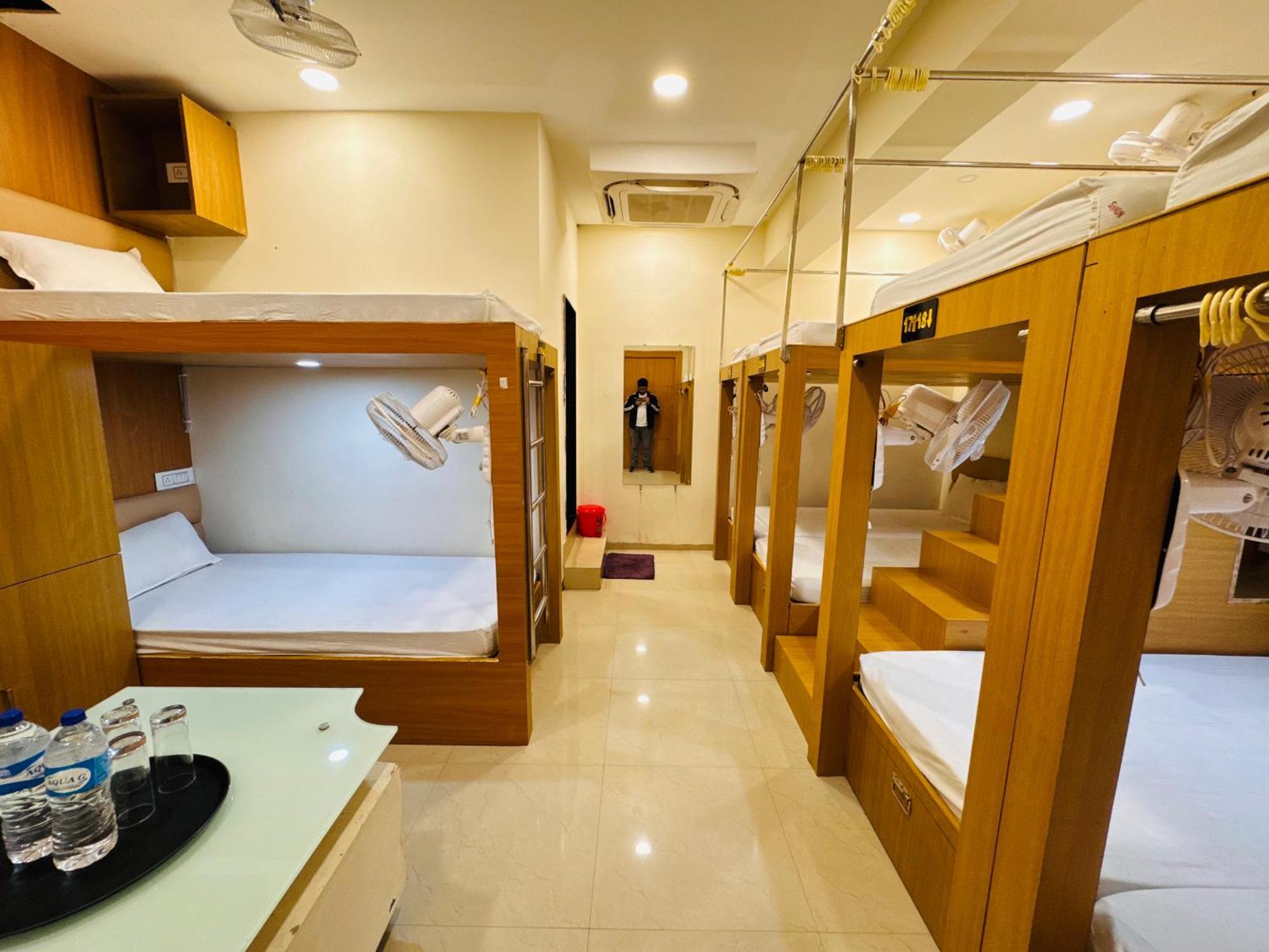 Hotel Shivlok Ujjain Extérieur photo